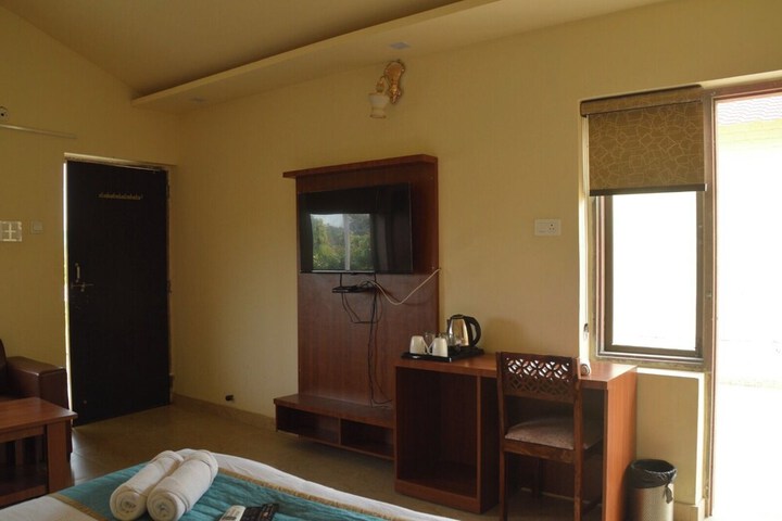 Room 10 of 23