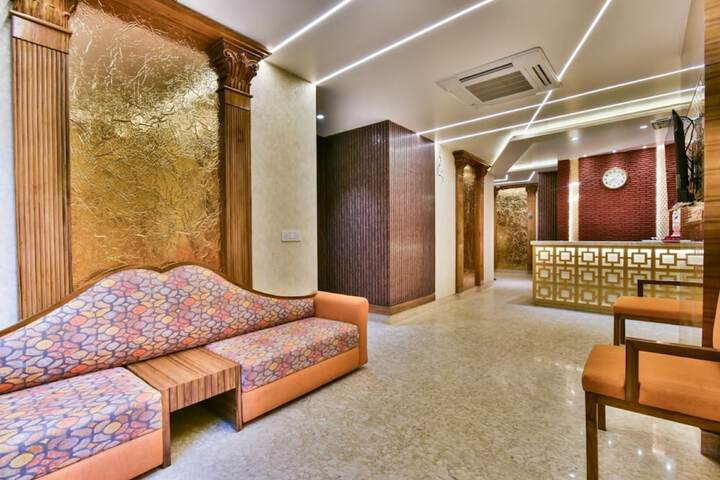Hotel Interior 4 of 29
