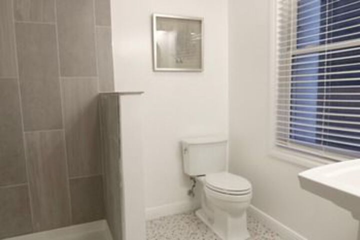 Room 12 of 21
