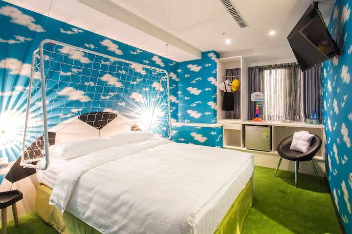 Room 5 of 35