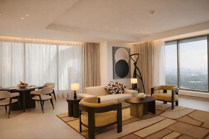 Room 54 of 154