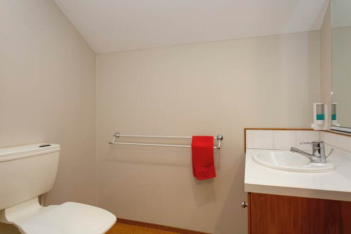 Room 116 of 163