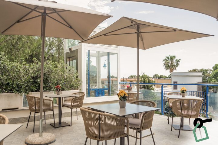 Terrace/Patio 19 of 60