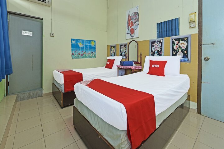 Room 34 of 43