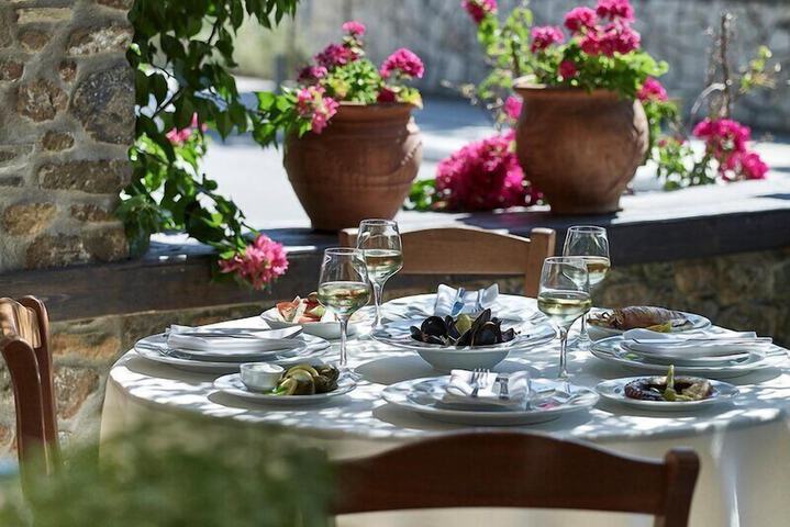 Dining 578 of 611