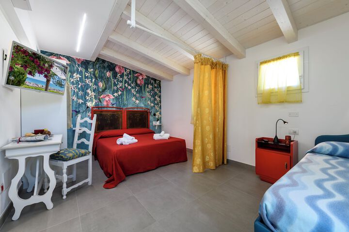 Room 18 of 47