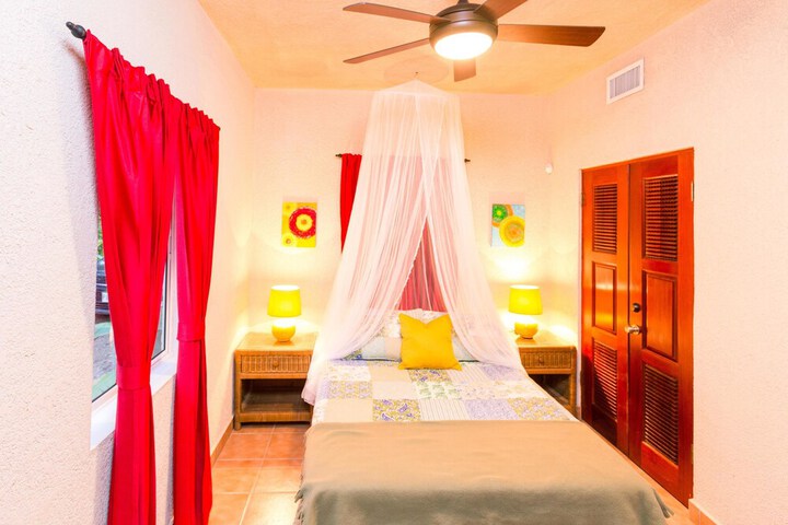 Room 2 of 24