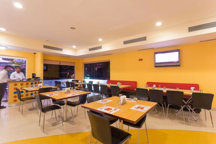 Dining Photos