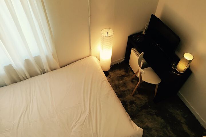 Room 13 of 155