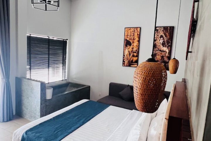 Room 56 of 174