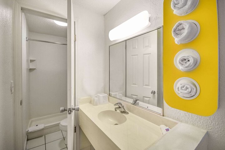 Clean Restrooms