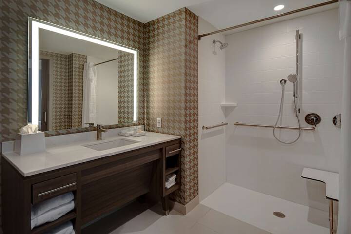 Bathroom shower