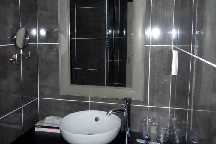 Room 19 of 36