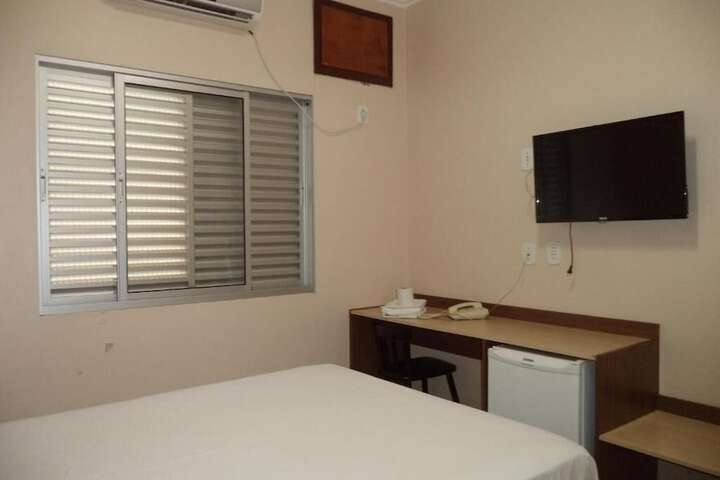 Room 11 of 35