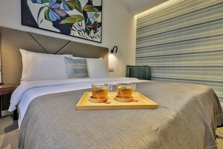 Room 49 of 70