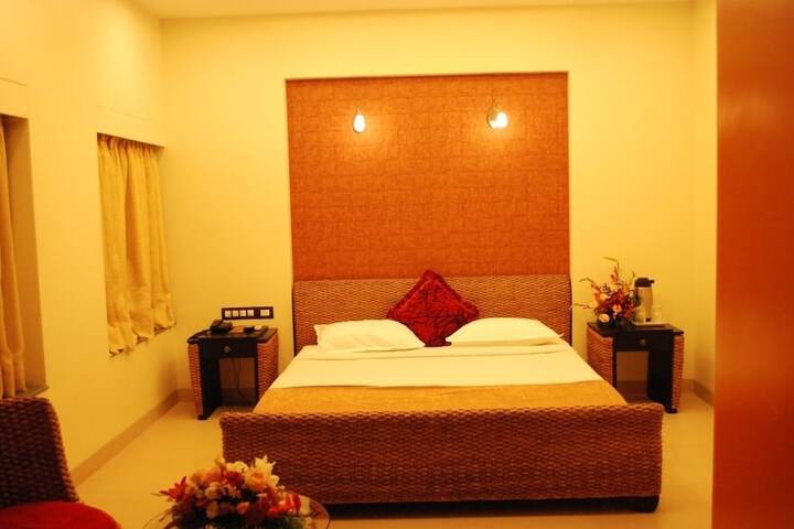 Room 3 of 23