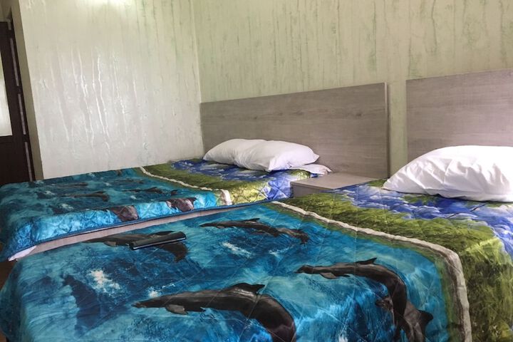 Room 10 of 35