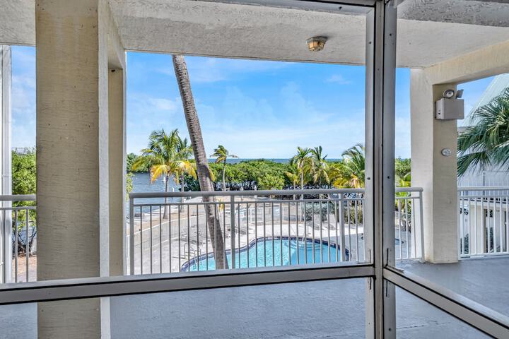 Beach/ocean view