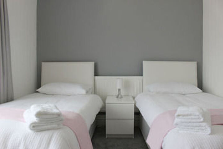 Room 10 of 15