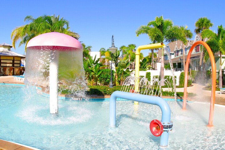 Pool 32 of 36