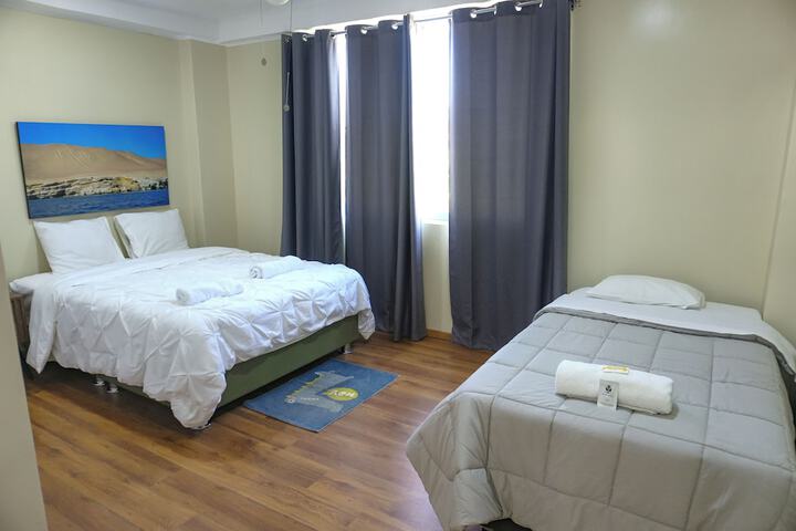 Room 52 of 214