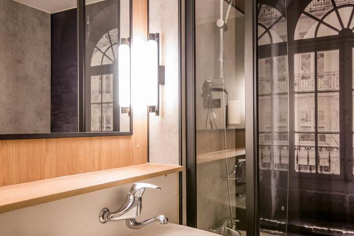 Bath Interior