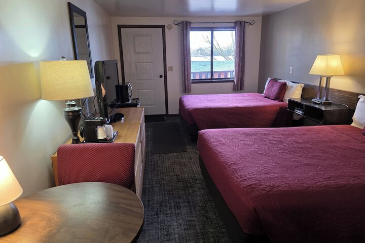 Room 8 of 63