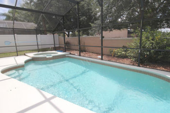 Pool 654 of 687