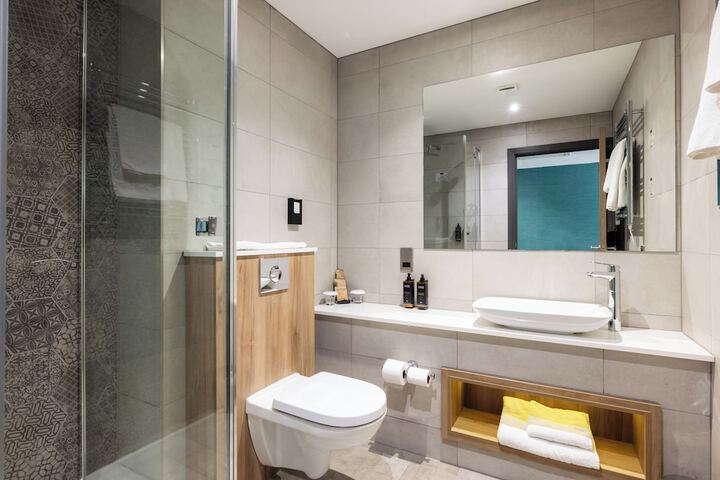 Clean Restrooms
