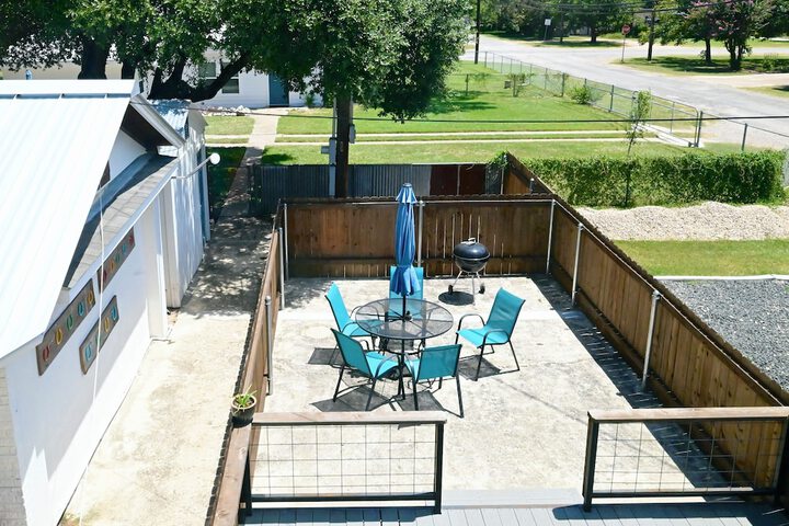 Terrace/Patio 38 of 64