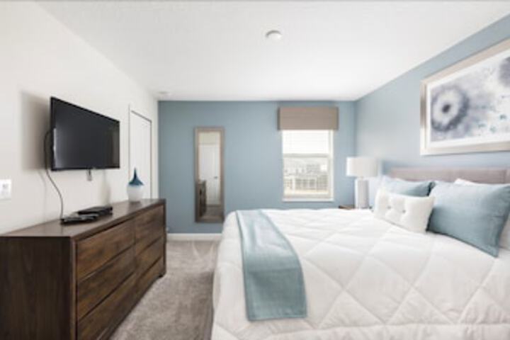 Room 32 of 35