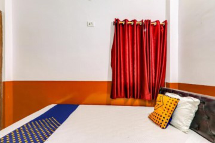 SPOT ON 77864 HOTEL PRATIMA AND BANQUET HALL