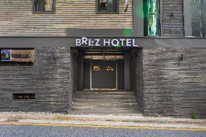 Hotel 9 of 23