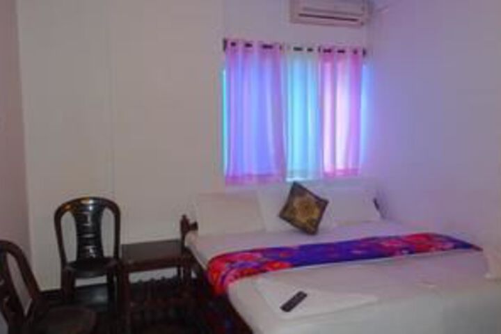 Room 2 of 19