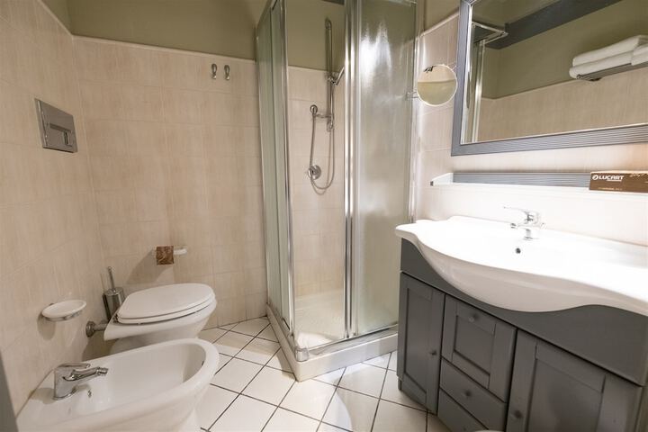 Bath Interior
