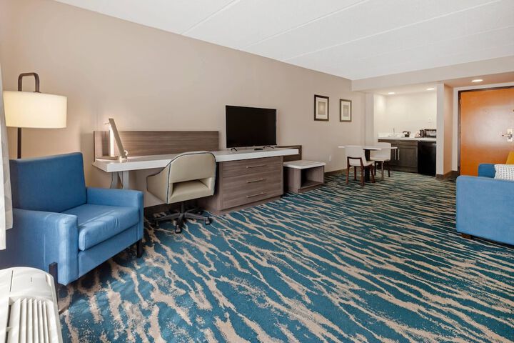 Room 42 of 67