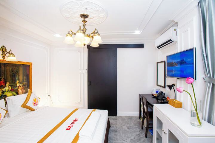 Room 128 of 307
