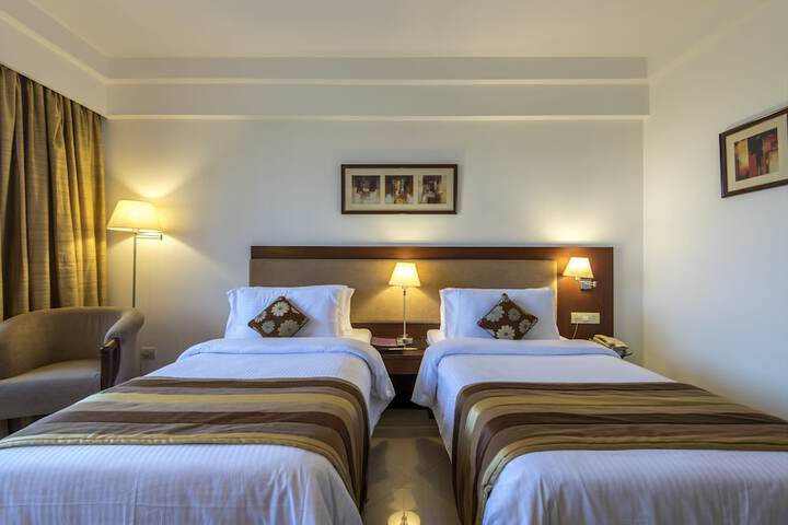Room 14 of 87