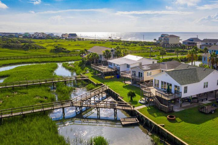 Photo of 1512 Forest Ave - Deep Water Dock - Endless Sunsets