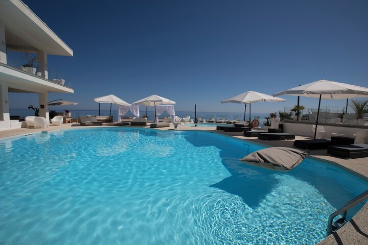 Pool 34 of 62
