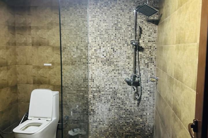 Room 50 of 85