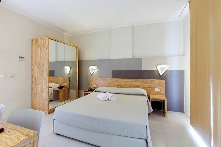 Room 16 of 56