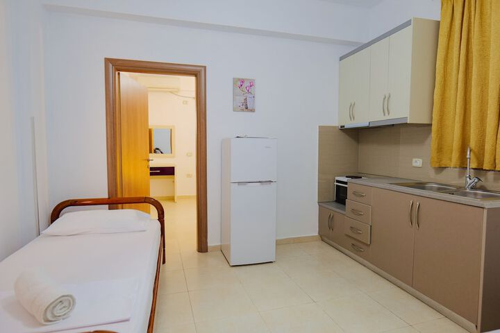 Room 52 of 111