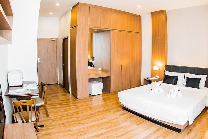 Room 51 of 123