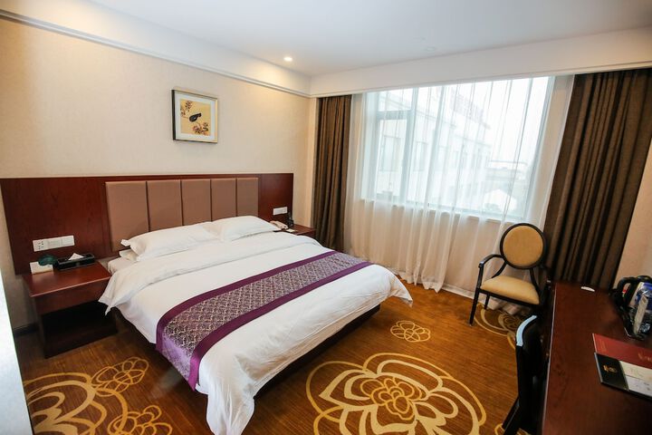 Room 14 of 50