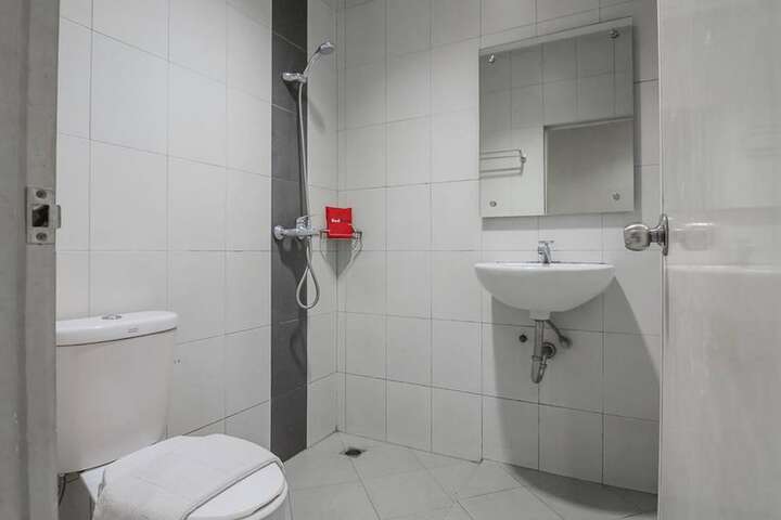 Room 14 of 17