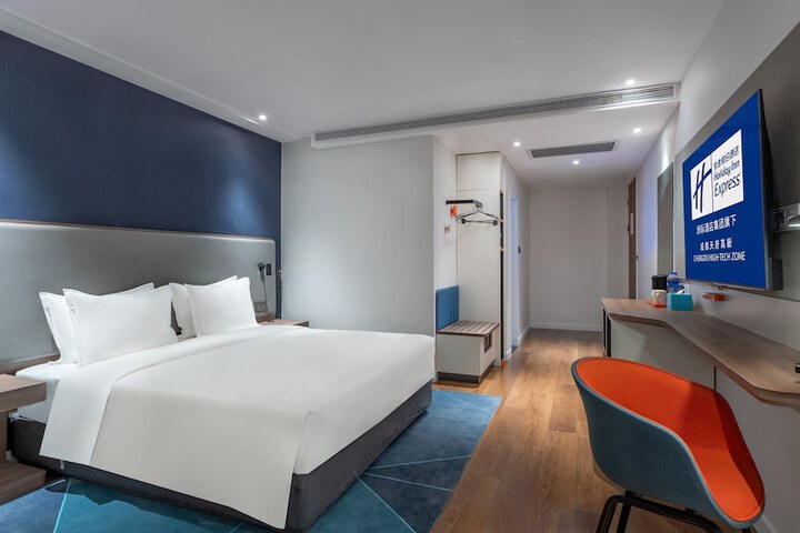 Room 19 of 61
