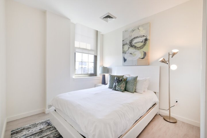 Room 42 of 120