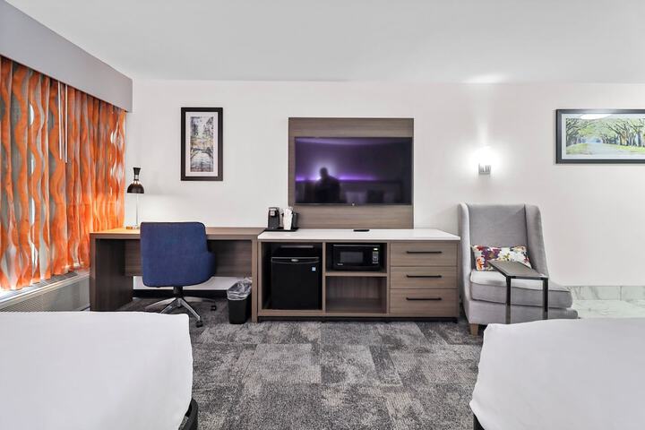 2 Double Beds (1 of 25)