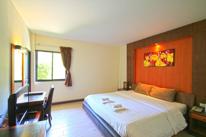 Room 14 of 150